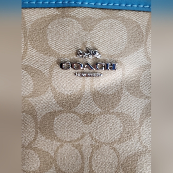 COACH Luxury Signature Tote Bag Beige/Blue 20in x 9in - Picture 15 of 15